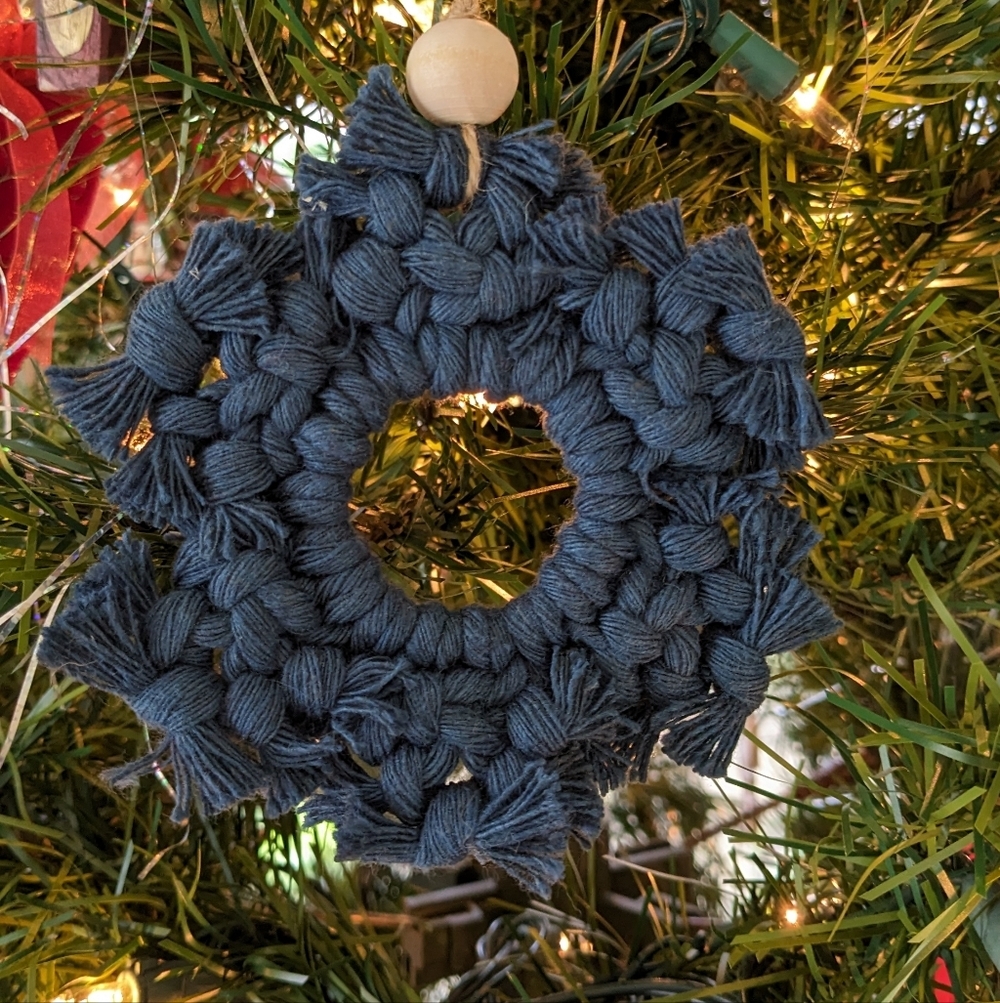 Macrame Snowflake Ornament Diffuser Coaster Handcrafted New Blue Christmas